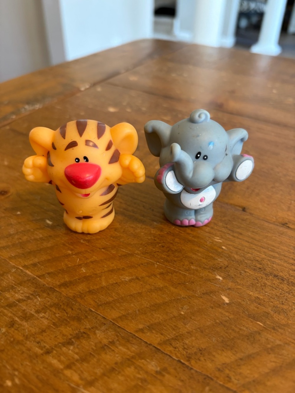 Bundle of Little Tikes animals elephant and tiger  as is